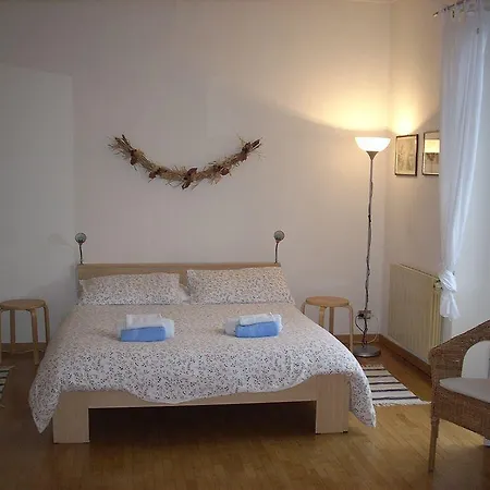 Bed and Breakfast I Ghiri 4*