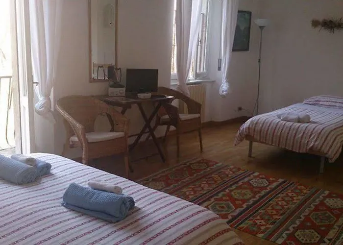 I Ghiri ベッド・アンド・ブレックファスト 4*