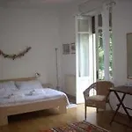I Ghiri לינה וארוחת בוקר 4*